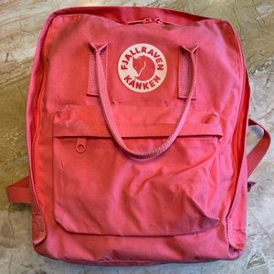 Fjallraven Kanken Backpack Red